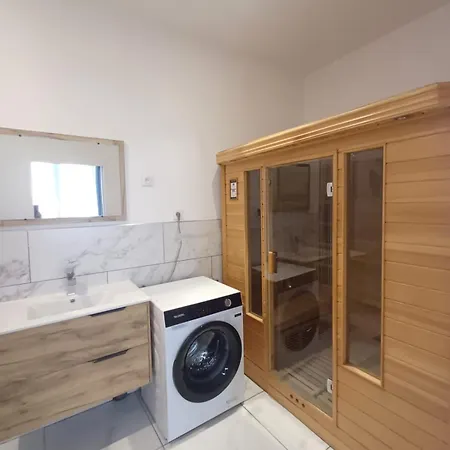 Апартаменты T2 Cosy Avec Sauna Prive & Cour En Plein Coeur De La Ажен