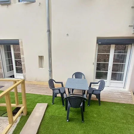 T2 Cosy Avec Sauna Prive & Cour En Plein Coeur De La * Ажен